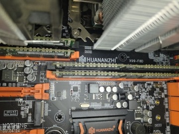  HUANANZHI X99-F8D z 128GB 2x Intel Xenon 2699v3