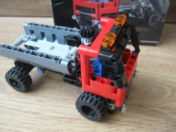 Lego Technic 42084 Hakowiec - Kompletny