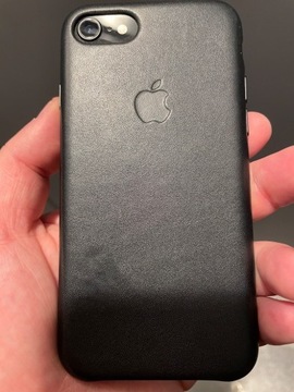 iPhone 7/8/SE leather case dobry