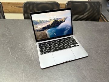 MacBook Pro 13 cali 512GB SSD 8GB M1 stan idealny