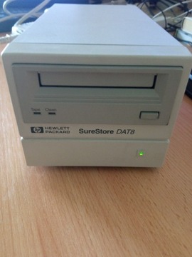 HP SureStore DAT8 zewnętrzny streamer SCSI