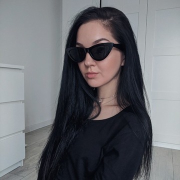 Stylowe czarne damskie okulary przeciwsłoneczne