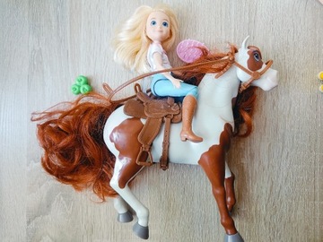 Lalka z bajki Mustang - Duch wolności 17,5 cm Abigail & Boomerang (Spirit)