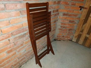 Krzesło ogrodowe w drewna egzotycznego