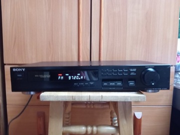 Tuner Sony ST-S215