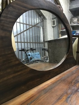 Przedwojenna toaletka z owalnym lustrem