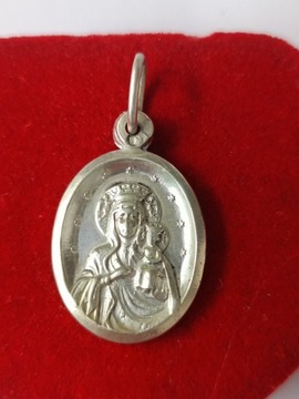 Medalik Matka Boża z Dzieciątkiem SREBRO 
