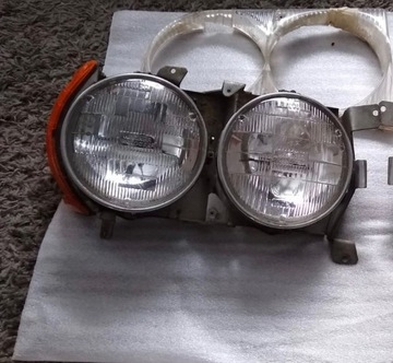 Mercedes SL SLC R107 lampa przód prawa 