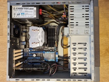 Zestaw komputerowy PC (I7 3770K, 32GB RAM, Asus)