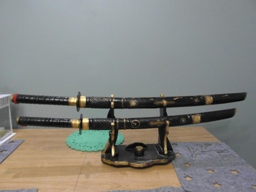 Stare miecze samurajskie - atrapa