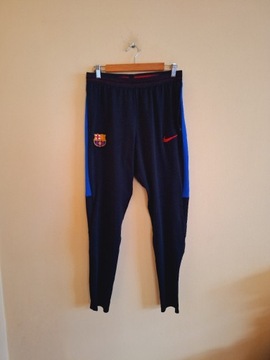 Spodnie Nike FC Barcelona Dri-fit z nowej kolekcji