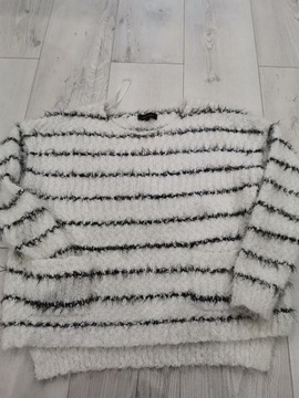 Sweterek firmy New Look r. M