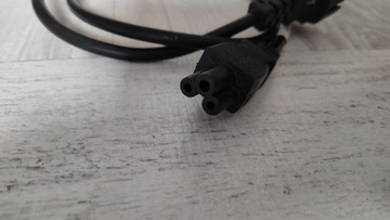 Kabel zasilający typu koniczynka marki Linetek LS-15 1m