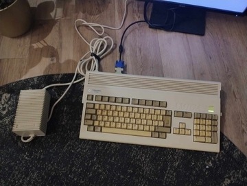 Amiga 1200 + zasilacz 