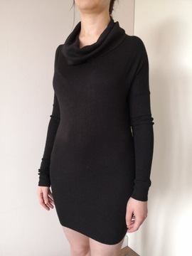 Czarna sukienka Tatuum rozmiar 34