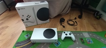 Xbox series s 512 GB w pudełku