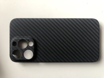 Etui IPhone 13 pro carbon