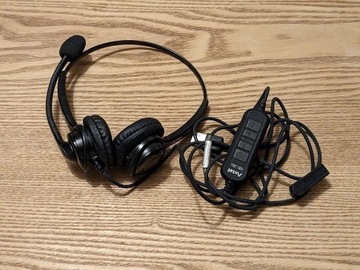 Słuchawki nauszne USB z mikrofonem w pokrowcu