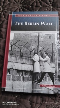 M.BURGAN->THE BERLIN WALL BARRIER TO FREEDOM ENG.