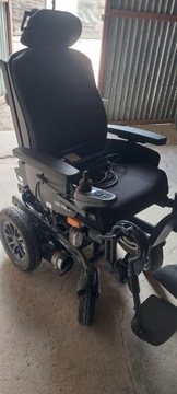 Wózek inwalidzki na akumulator 