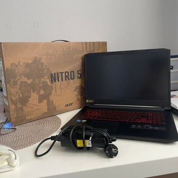 Laptop Acer Nitro5 rtx3050 i5 11gen 17.3"