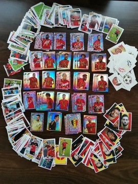 Zestaw kart PANINI We stick #REDTOGETHER + gratis!