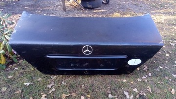 Klapa tylnia pokrywa bagażnika Mercedes w202 sedan
