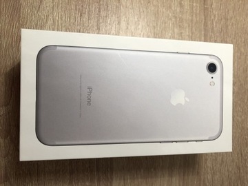 iPhone 7 srebrny pęknięty wyświetlacz