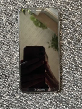 Telefon wyświetlacz LCD motorola one z ramką