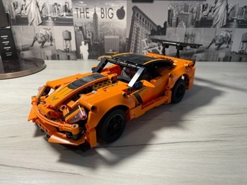 LEGO, Technic Chevrolet Corvette ZR1 42093