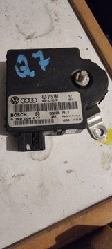 Moduł napięcia akumulatora Audi Q7 4L0915181