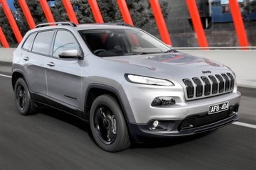 Przeróbka USA kierunków lamp tył Jeep Cherokee