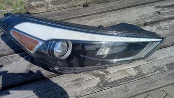 Lampa prawa Hyundai tucson 15-20 R