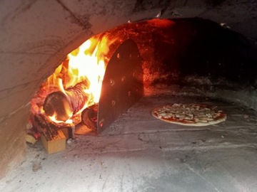 Piece do pizzy i grille ogrodowe z cegły 