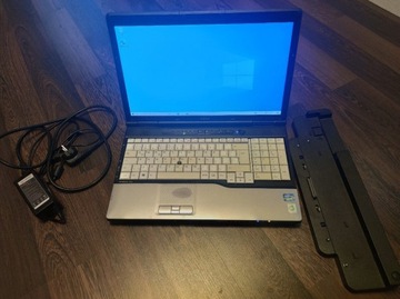 Laptop Fujitsu Siemens lifebook E752