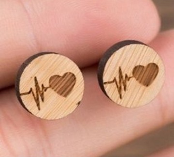 Kolczyki drewniane bicie serca prezent dla lekarza