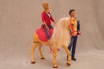 Zestaw Koń i Barbie (dodatkowo KEN) 