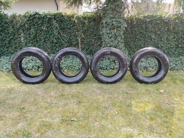 Komplet opon całorocznych 195/65R15 GOODRIDE