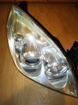 Lampy przód Vectra C