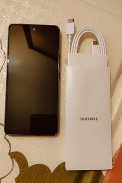 Samsung Galaxy A53 5G z etui i folią ochronną