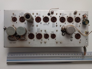 moduł z 9x podstawki 9 pin, 5x heptal 7pin #3