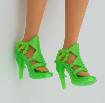Buty dla lalki Barbie Standard i Curvy zielone
