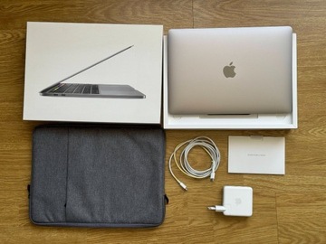 Apple MacBook Pro 13.3'' (MXK32ZE/A)