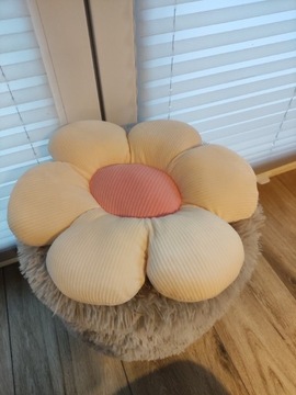Poduszka ozdobna kwiatek