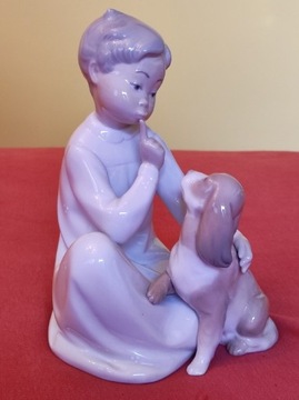 figurka porcelanowa chłopiec z psem LLADRO