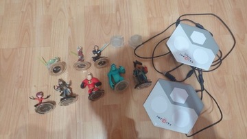 Disney infinity 3.0 i Classic Xbox 360 + figurki 