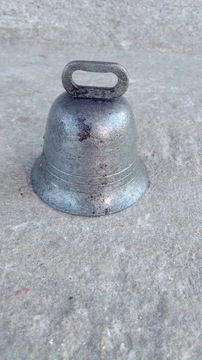 Dzwonek metalowy stary 5,5cm