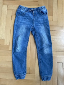 Spodnie chłopięce jeans i sztruks r. 134 lub 8-9