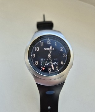 Smartwatch SAMSUNG Gear S2 biało-srebrny