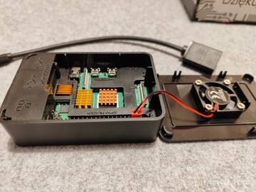 Raspberry Pi 4+kabel zasilający+obudowa